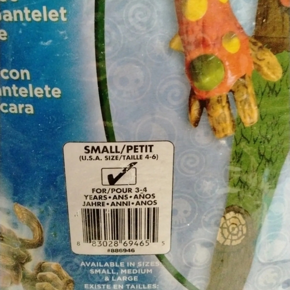 Costume - Picture 2 of 3